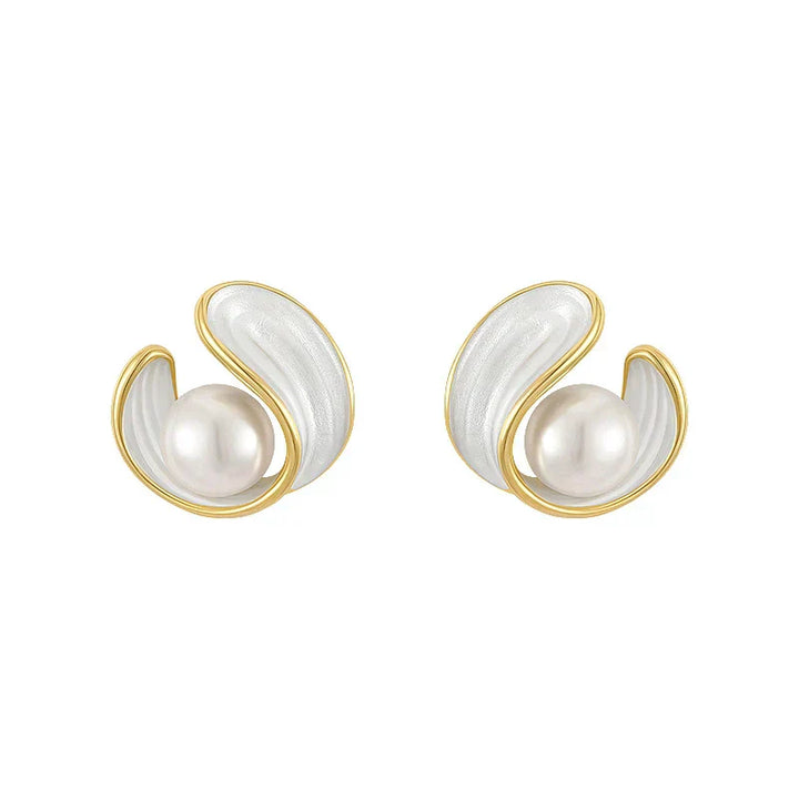 Goldfarbene und Weiße Emaille Stecker Ohrringe