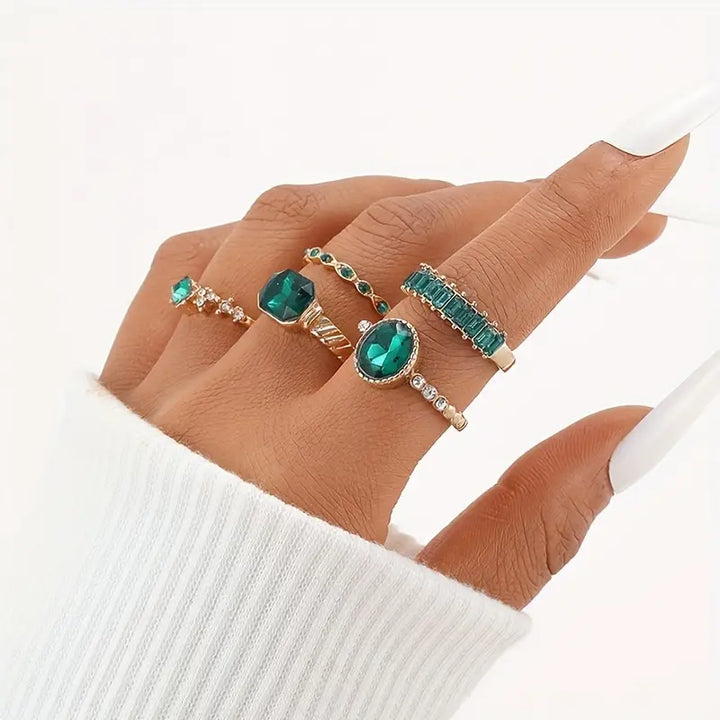 Exquisites Set von Zarin-Ringen | Goldfarben