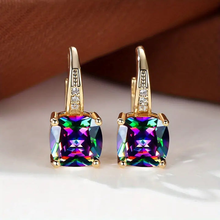 Elegante mystische Steine Goldfarben Creolen