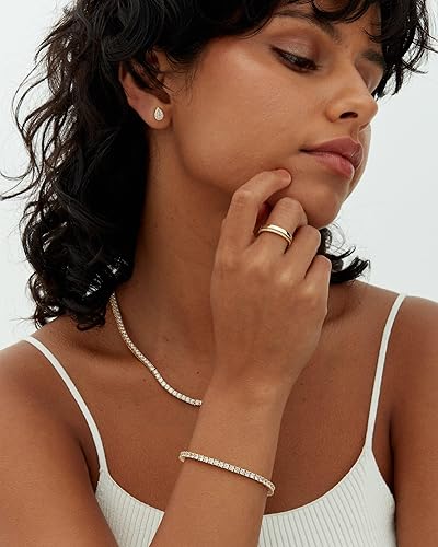 Elegantes klassisches Goldfarben-Tennisarmband