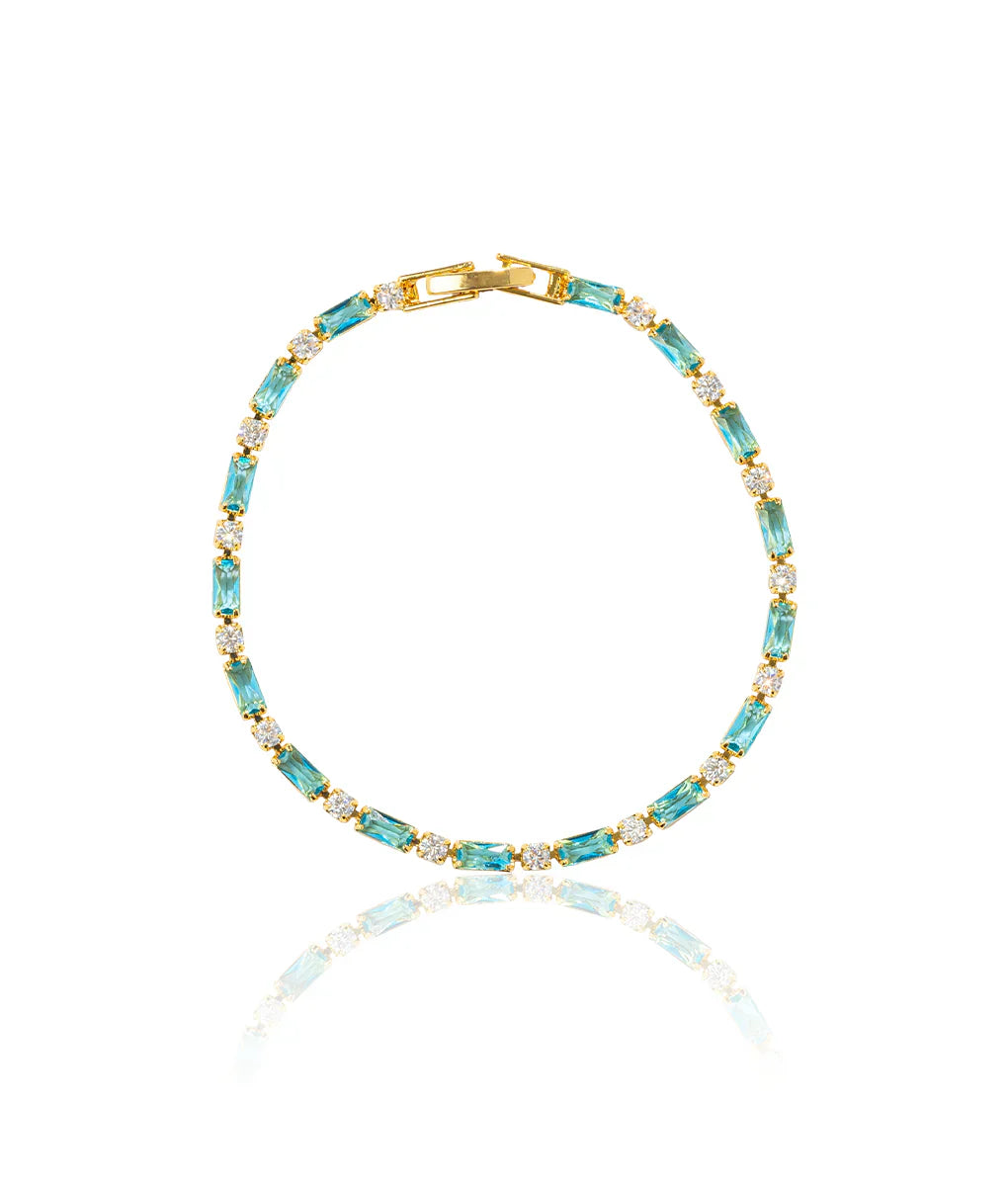Zeitloses Goldfarben Armband mit natürlichem Türkis