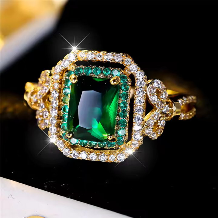 Eleganter Goldfarbener Steinring