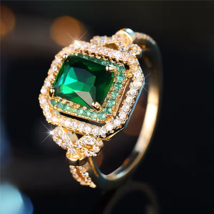 Eleganter Goldfarbener Steinring