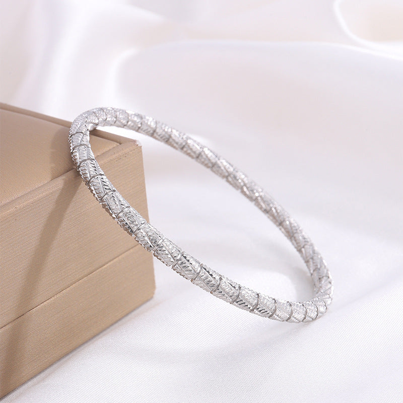 Elegantes goldfarbenes Isavetta Bruni Armband