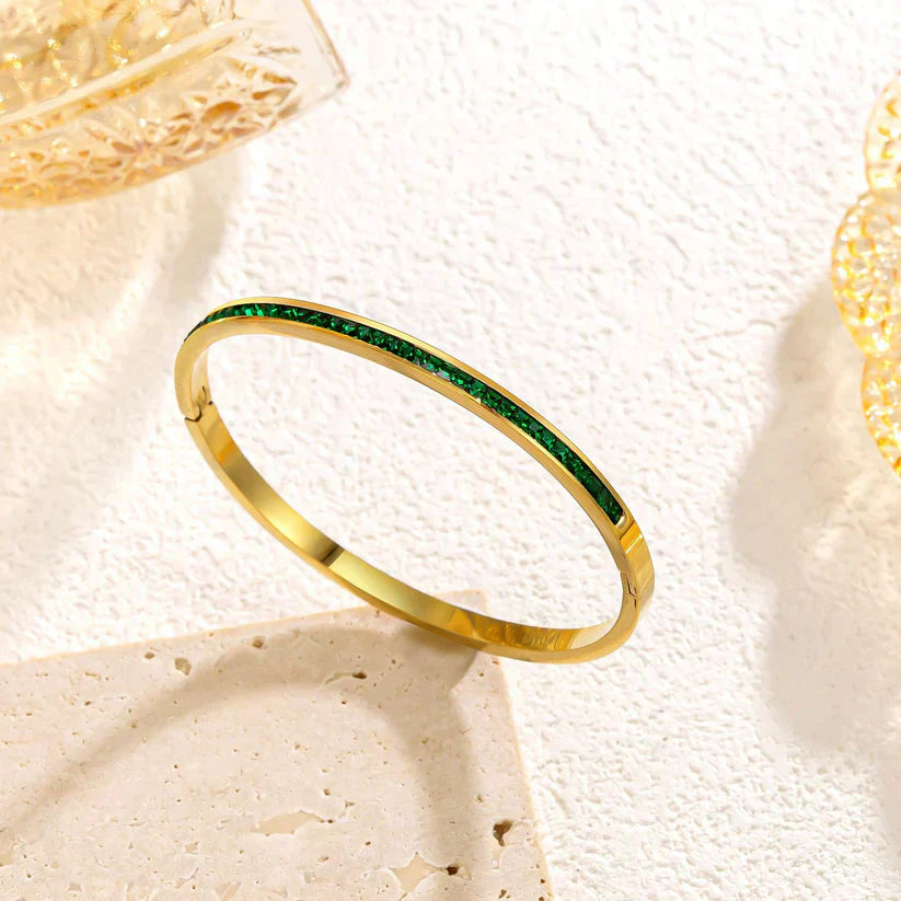 Goldfarbenes Grünes Armband