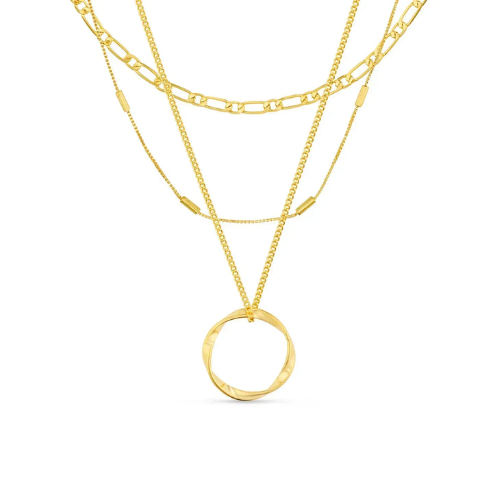 Elegante dreireihige Goldfarbene Kette mit offenem Kreis