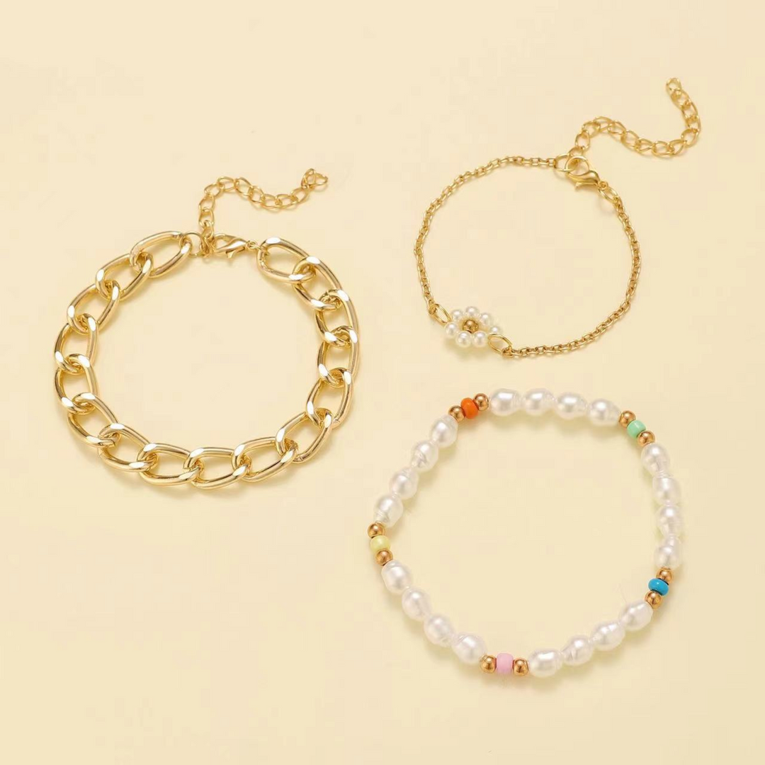 Ensemble avec Gänseblümchen Perlenarmbändern