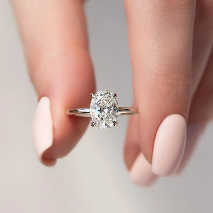 Élégante bague Ovaler Kristall Versprechensring