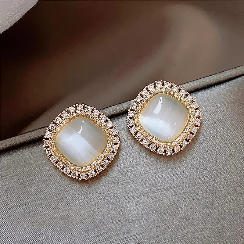 Schicke Quadratische Opal et Zirconia Kristall Steckohrringe