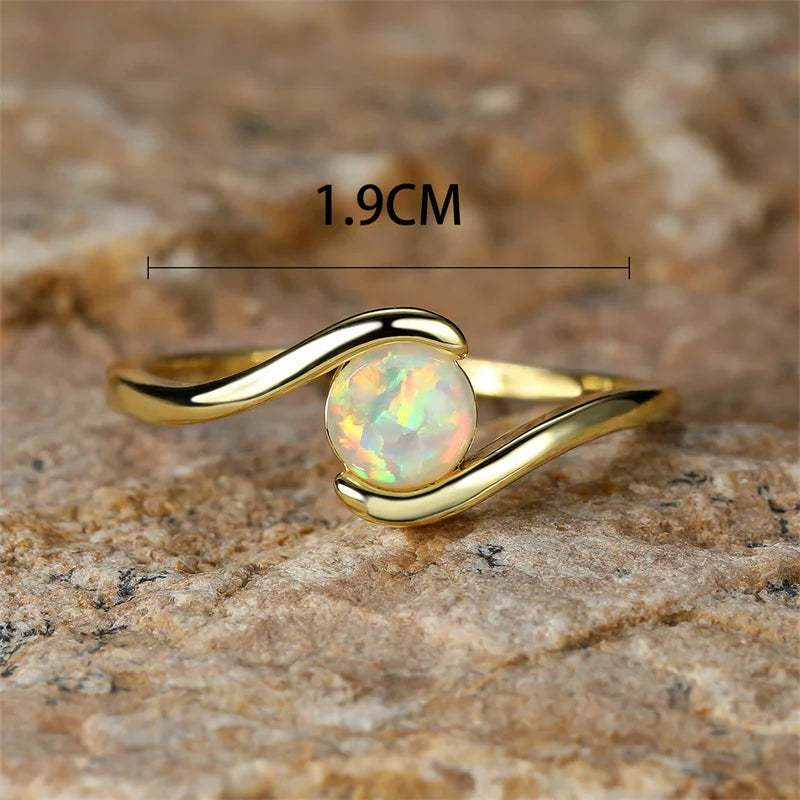 Zeitloser Rundes Regenbogen Weißer Feueropal Bague