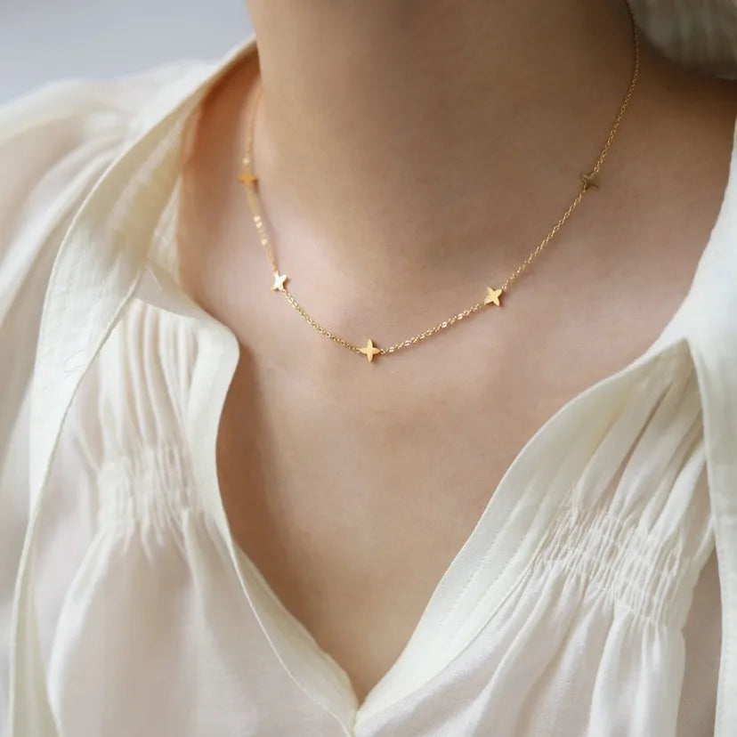 Goldfarbene Stern Charm Halskette