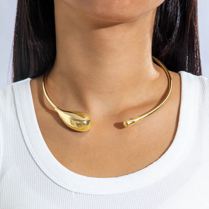 Goldfarbene Wassertropfen-Choker-Halskette