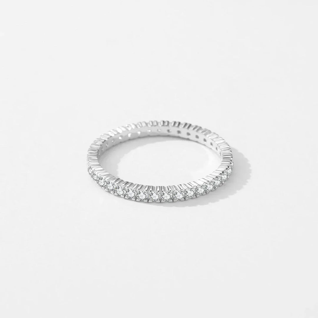 Bague d'éternité minimaliste plus brillante