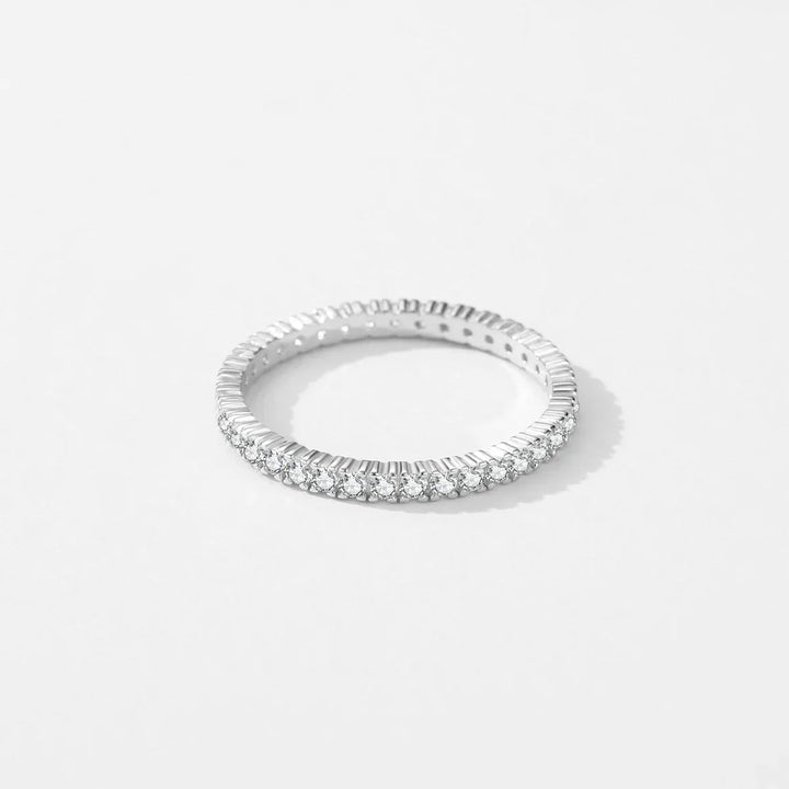 Bague d'éternité minimaliste plus brillante