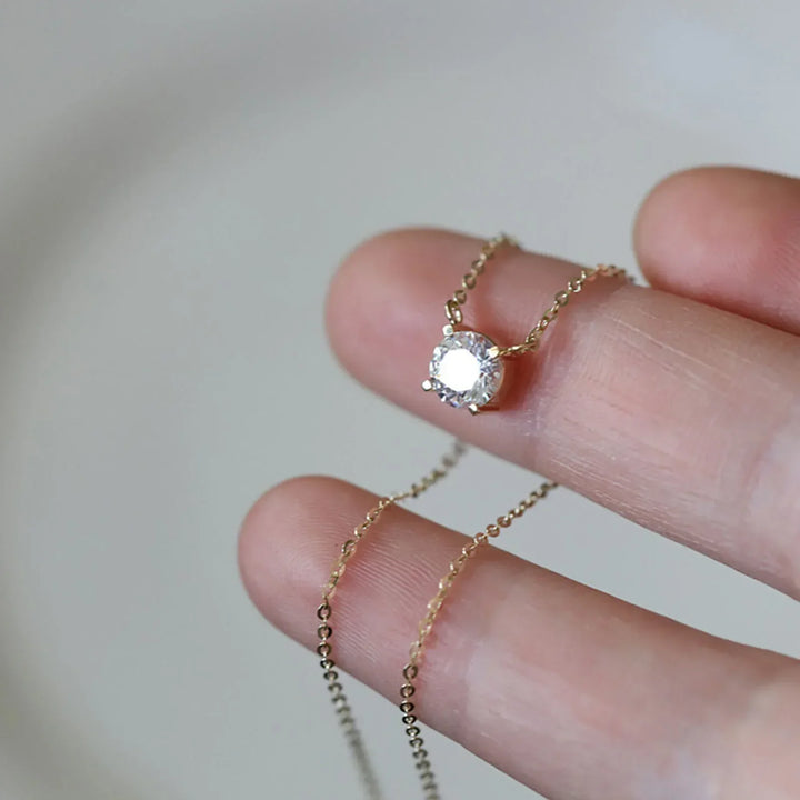 Collier en argent sterling plaqué or 18 carats et zirconiums