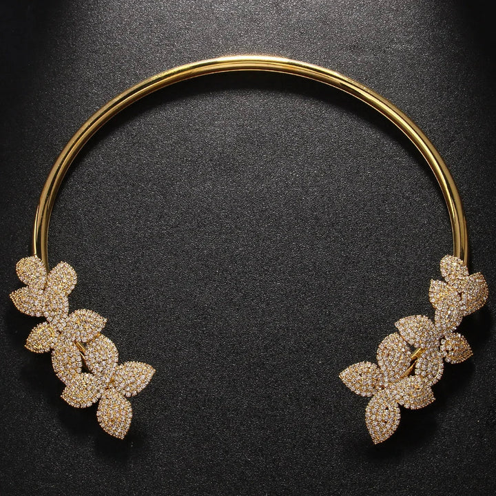 Collier élégant Blumen Kristall 