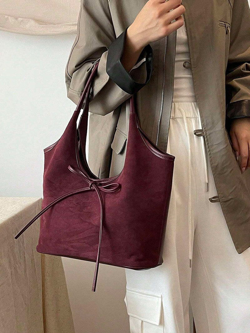 Amara Handtasche aus weichem Wildleder foto 1
