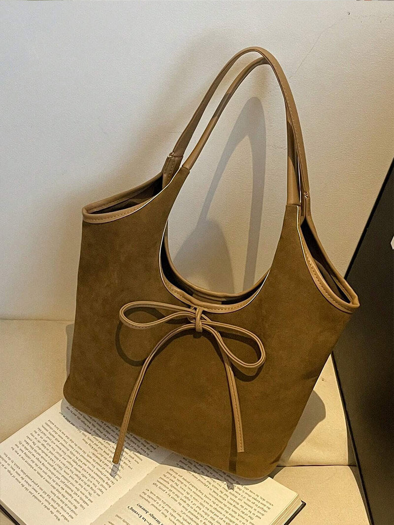 Amara Handtasche aus weichem Wildleder foto 2