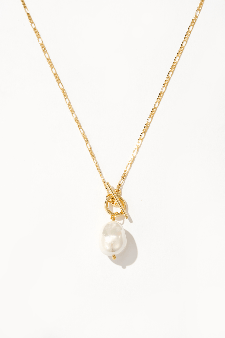 Elegante Goldfarbene Halskette