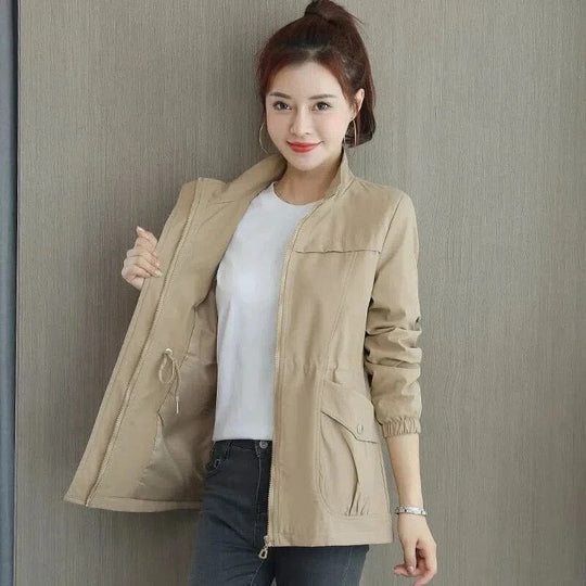 Damen Elegante Leichte Vielseitige Wasserabweisende Jacke in Khaki 1