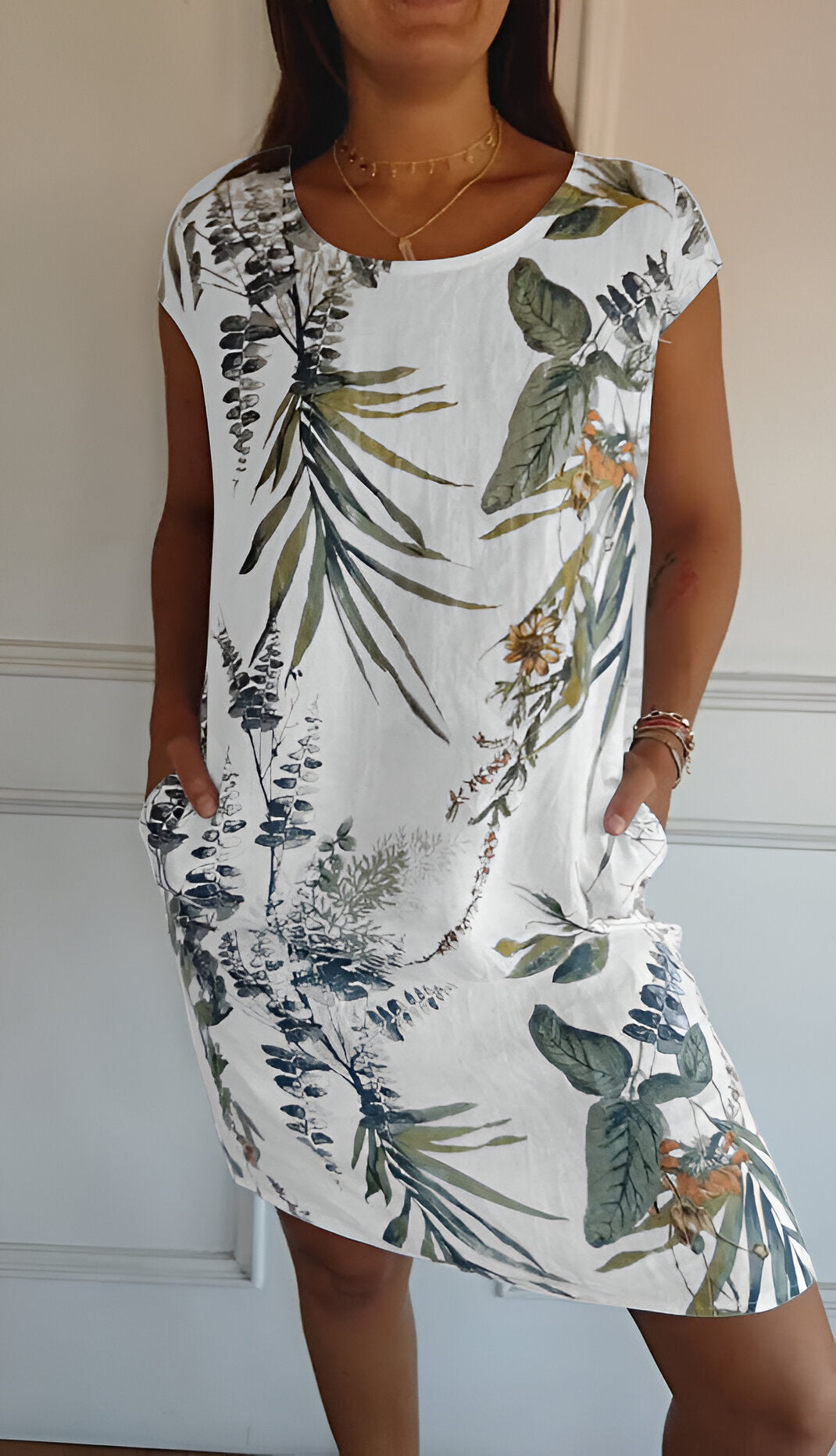 Damen Elegantes Kleid in Midilänge in Weiß und Grün