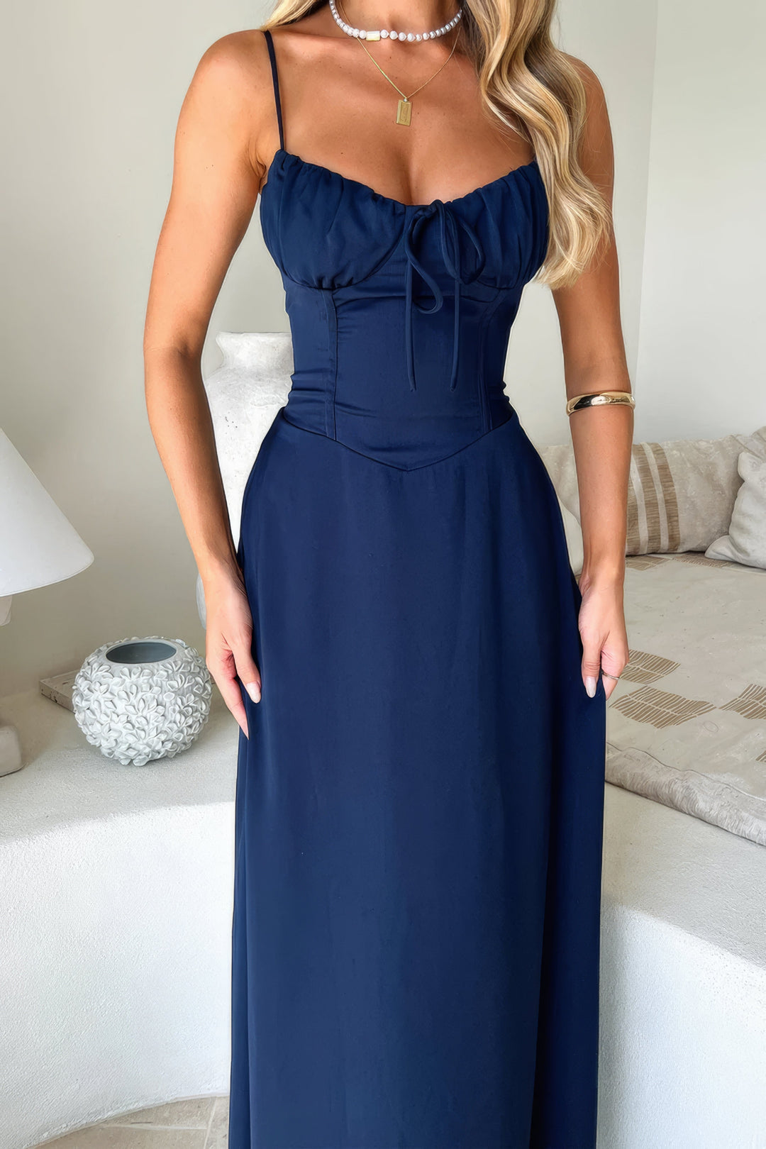 Damen Elegantes Maxikleid für den Sommer in Niebieski 4