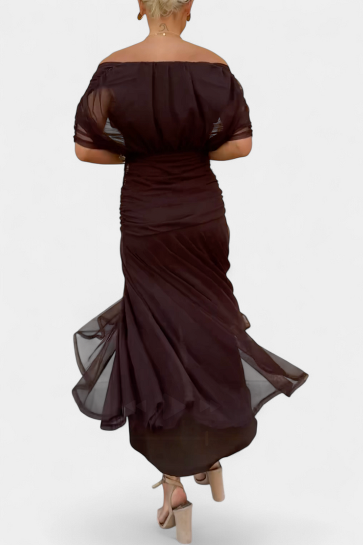 Damen Elegantes Midikleid mit Carmenausschnitt (8)