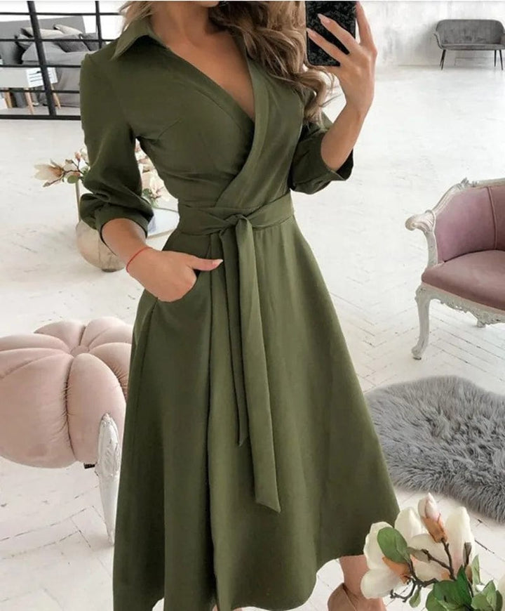 Damen Elegantes Wickel Sommerkleid in Armeegrün