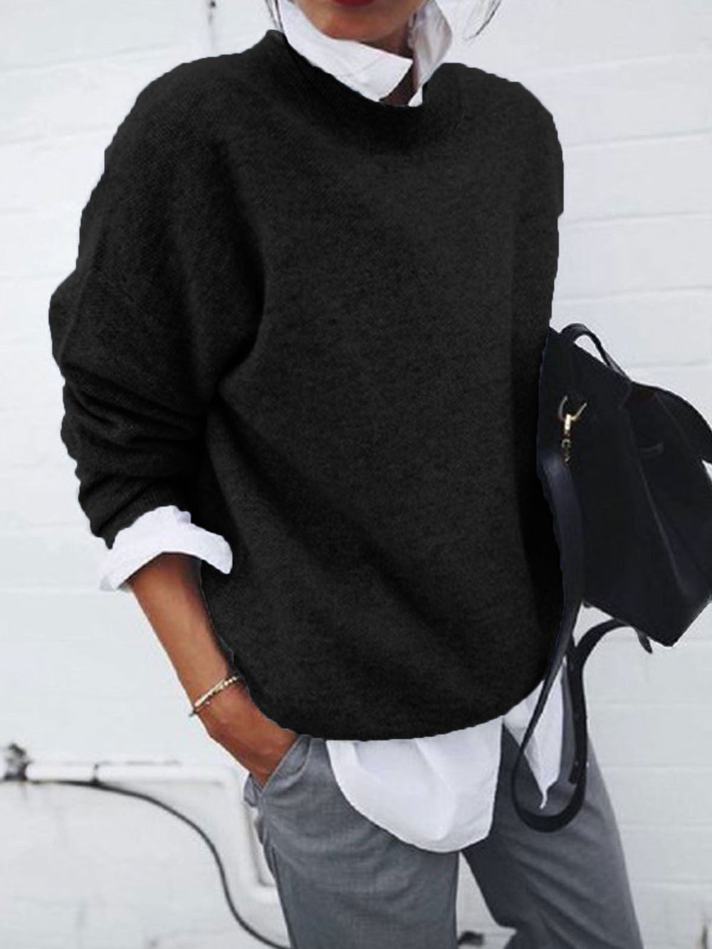 Damen entspannter Pullover im modernen Stil in Schwarz