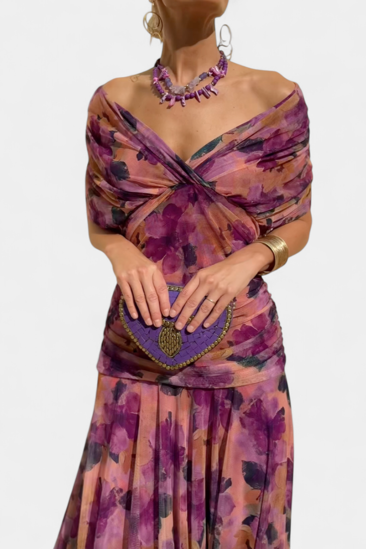 Damen Festliches Abendkleid in fließender Maxilänge in Lila
