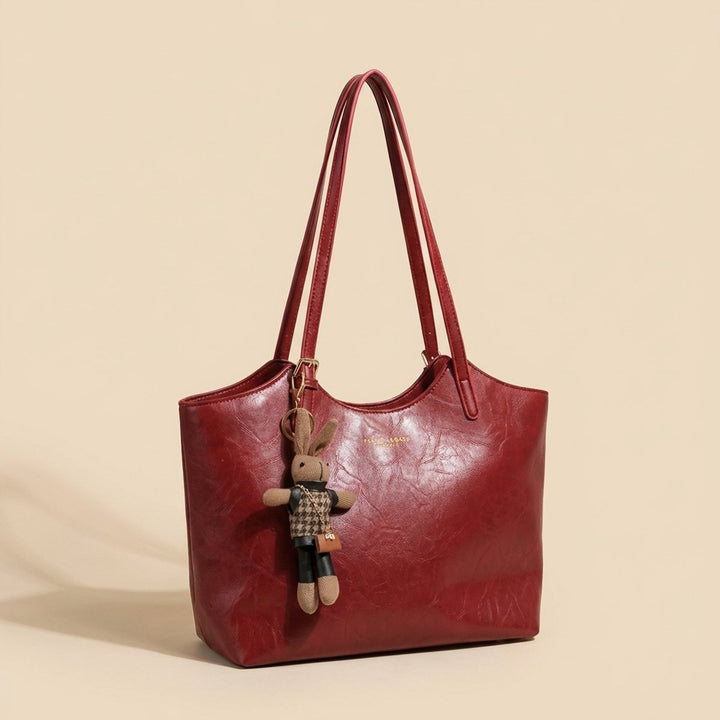 Damen geräumige Schultertasche aus weichem Veganleder (3)