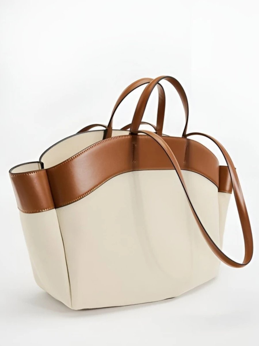 Damen Große Canvas-Schultertasche mit Ledertrimm in Beige and Brown