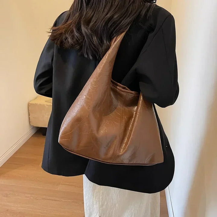 Damen Große Ledertasche im Vintage-Look mit Magnetverschluss (4)