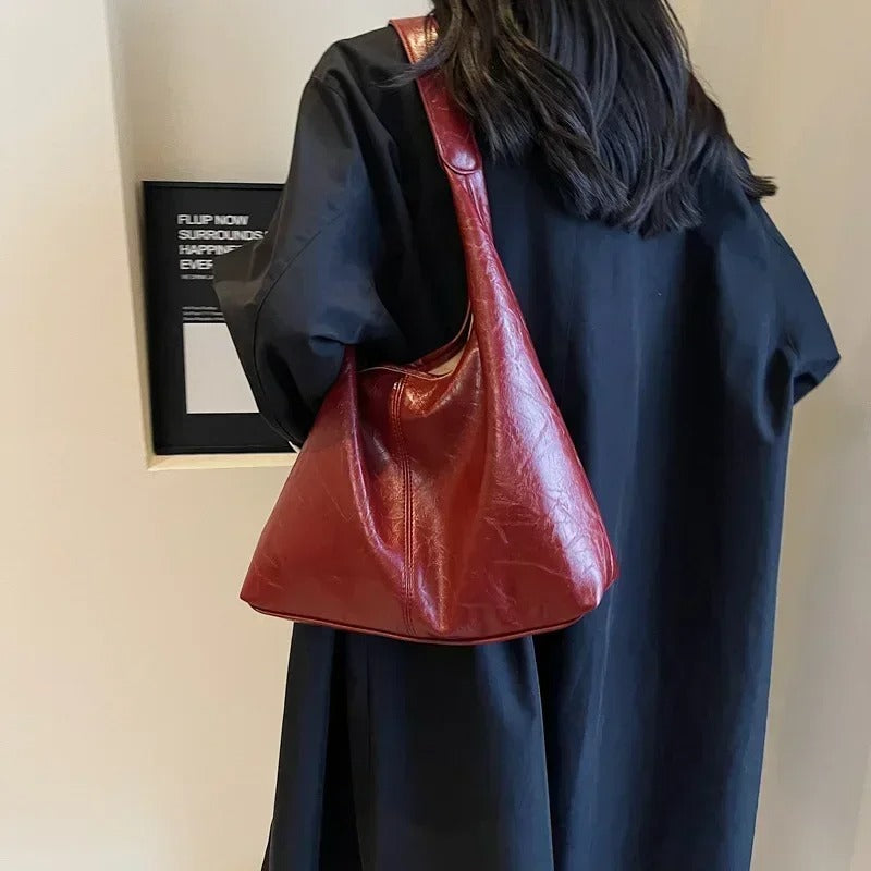 Damen Große Ledertasche im Vintage-Look mit Magnetverschluss (5)