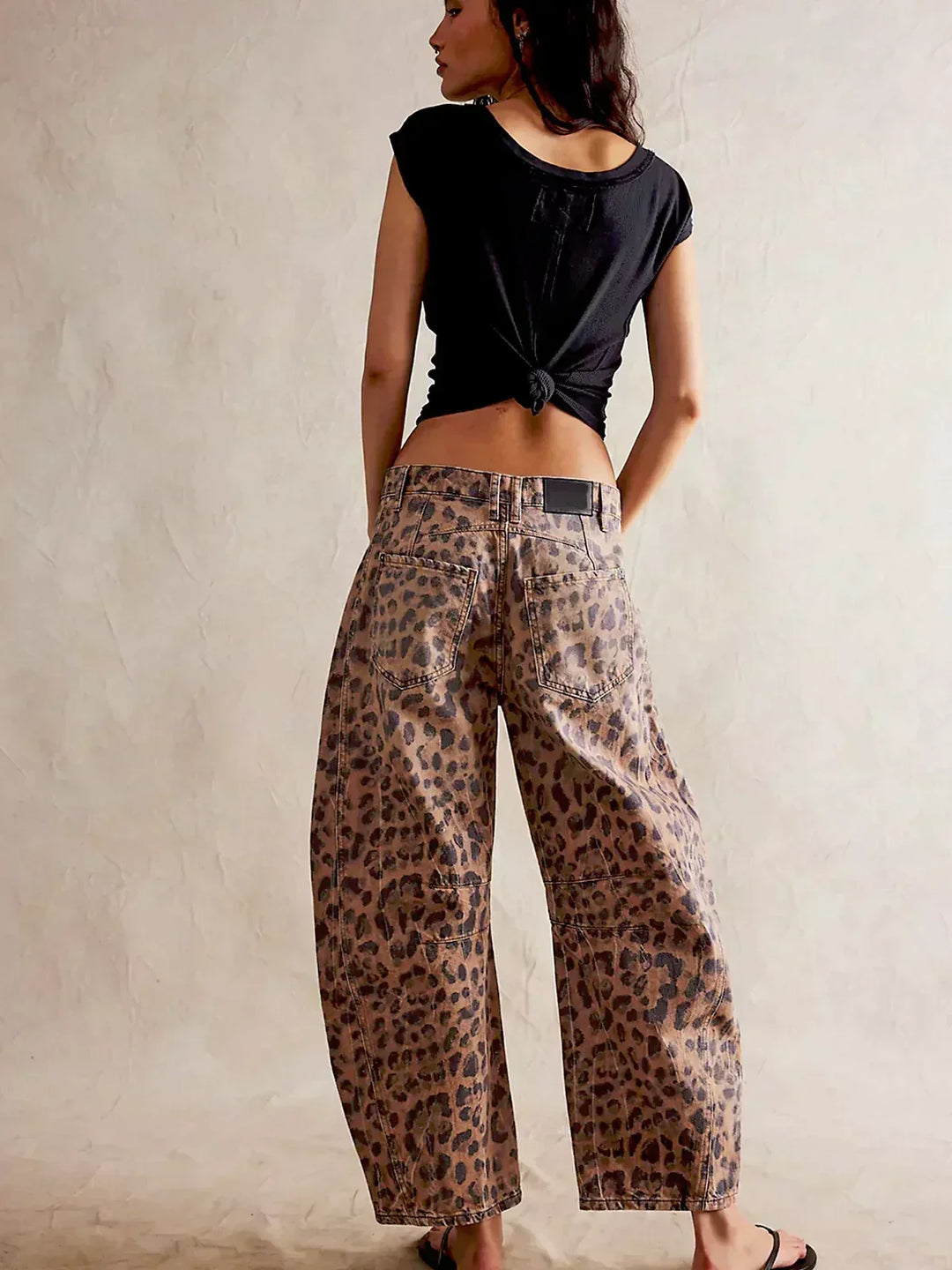 Damen Jeans mit Leopardenmuster und Barrel-Legs (5)