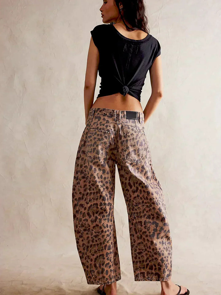 Damen Jeans mit Leopardenmuster und Barrel-Legs (5)
