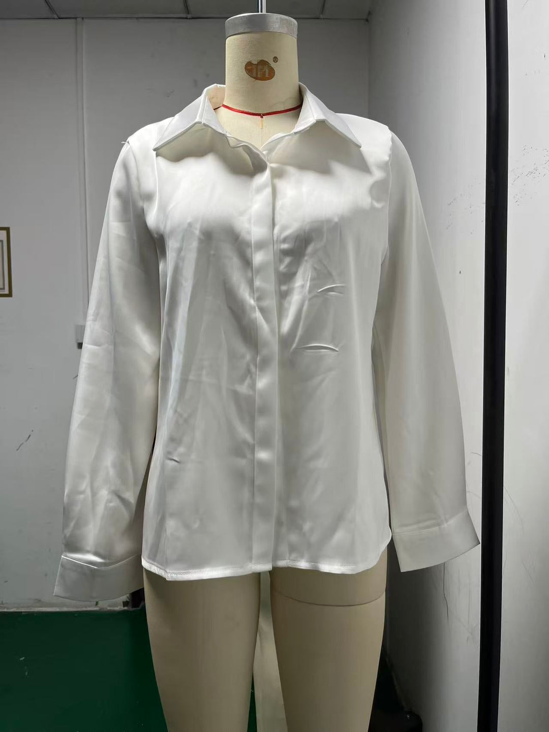 Damen klassische Seidenbluse für Büro (11)