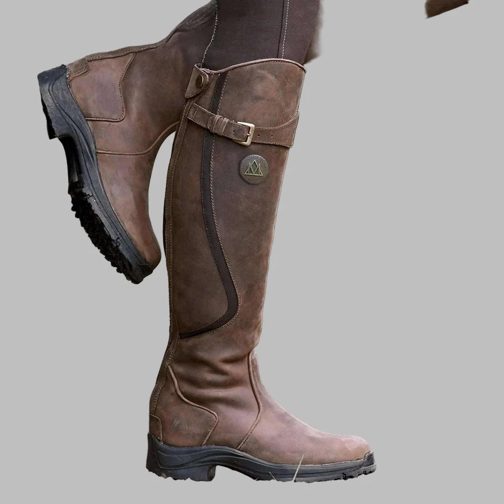 Damen Komfortable Leder Stiefel für das Herbstoutfit in Dunkelbraun