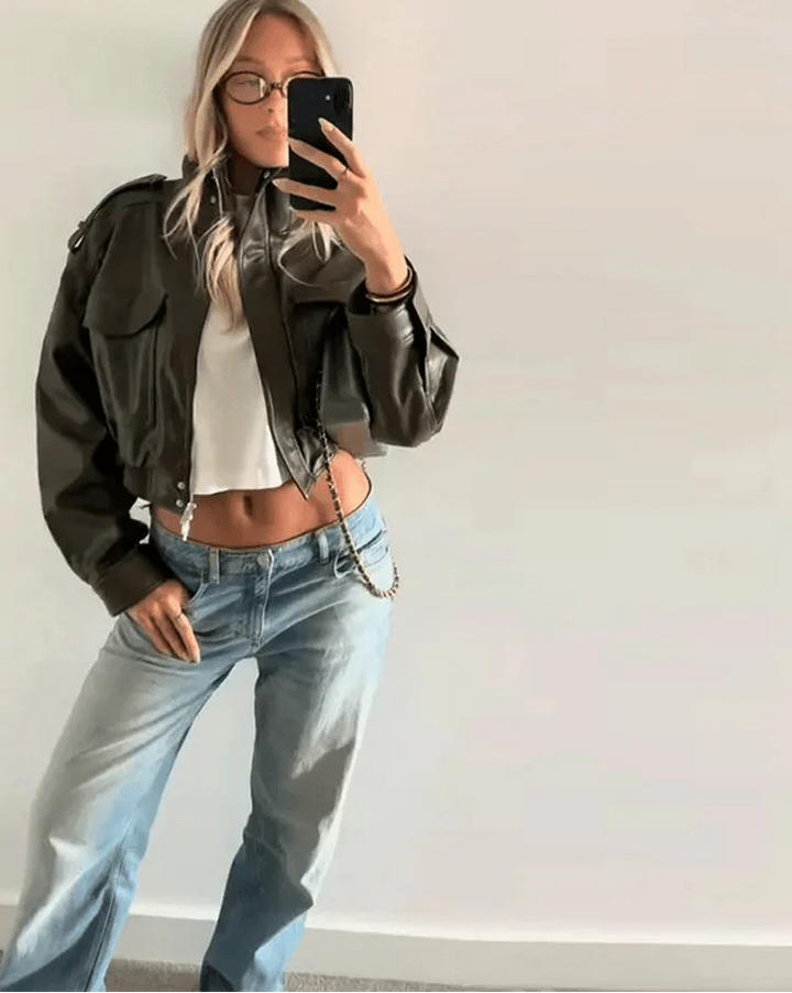 Damen kurze Kunstlederjacke im modernen Bomberstil (5)