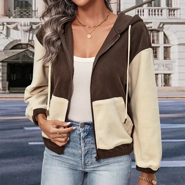 Damen Kuschelige Strickjacke mit Kapuze in Braun 1