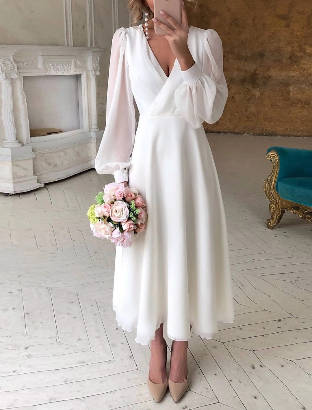 Damen Langarm Hochzeitsgastkleid für den Herbst in Weiß