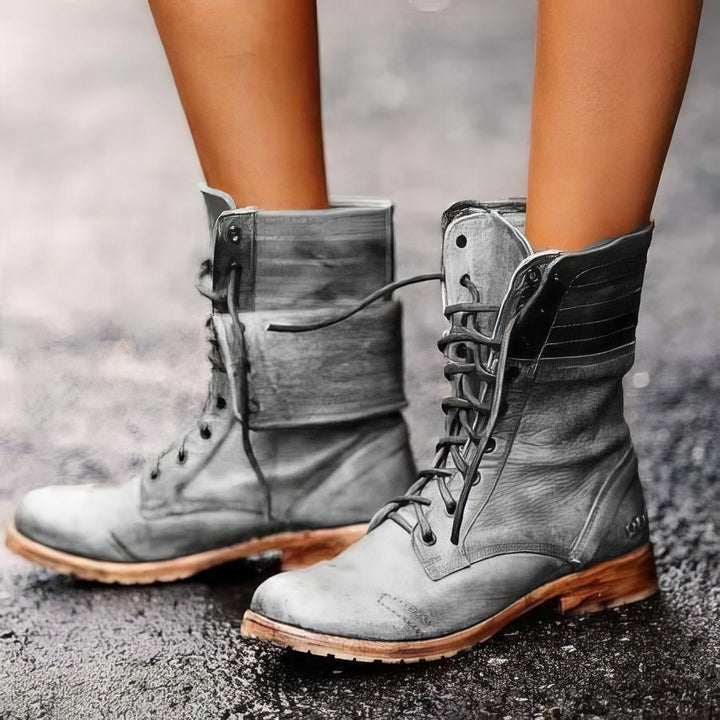 Damen Lederstiefel im klassischen Vintage-Look in Grau