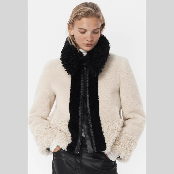 Damen Lockere Teddy-Fleece Winterjacke mit Kunstfellkragen (4)