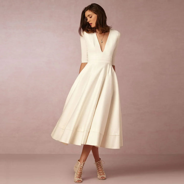 Damen Luftiges Sommer Midikleid in Weiß