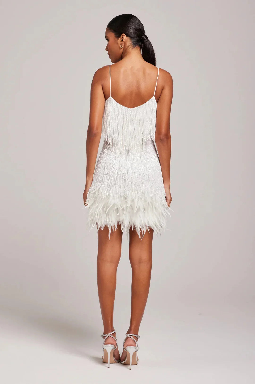 Damen Mini Festliches Kleid mit Fransendetails (4)