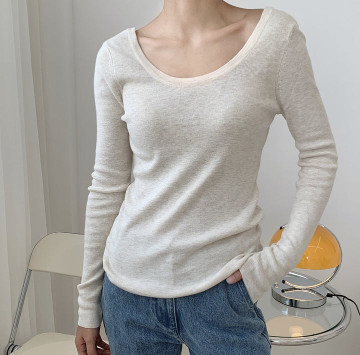 Damen minimalistisches Feinstrick-Shirt zum Layern in Creme