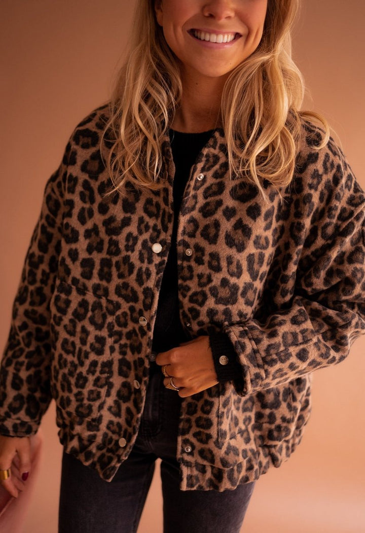Damen Oversized Steppjacke mit Leoparden-Print in Leopard