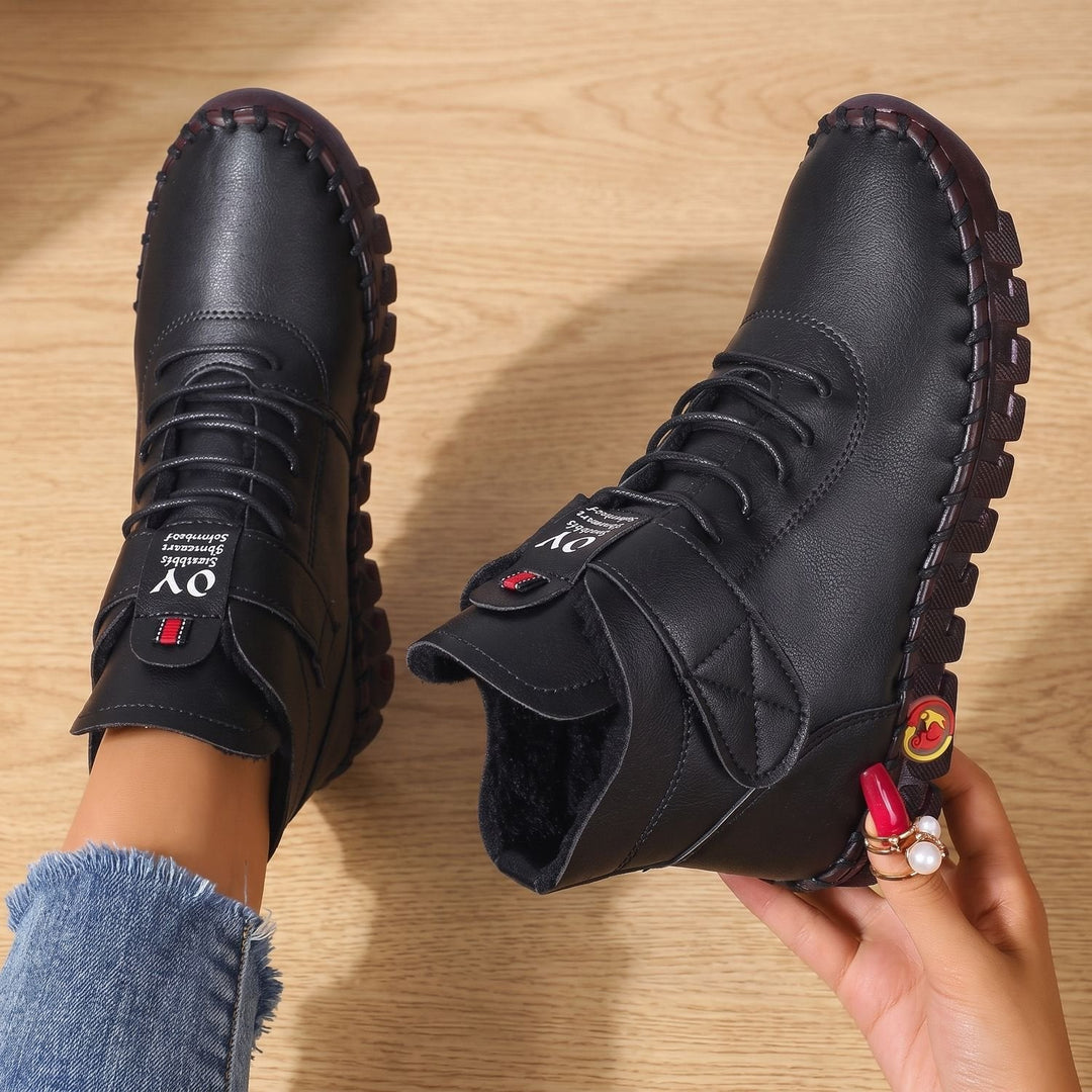 Damen Plateau Stiefel für den Alltag in Schwarz