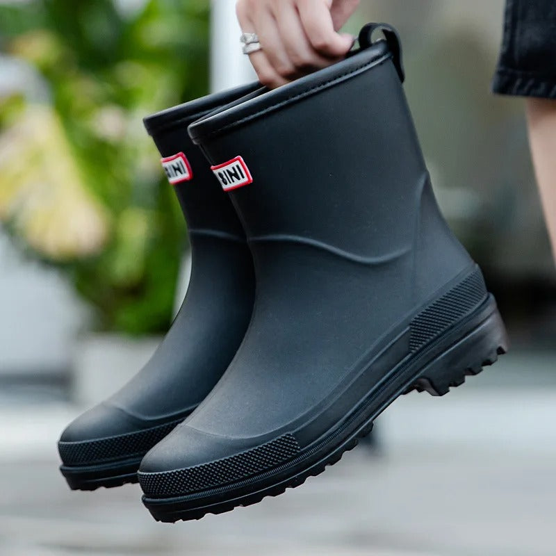 Damen Regenstiefel mit rutschfester Gummisohle in Schwarz