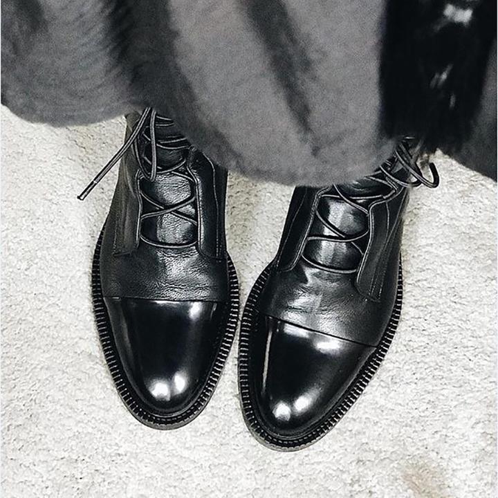 Damen Schnürstiefeletten im strukturierten Look (3)